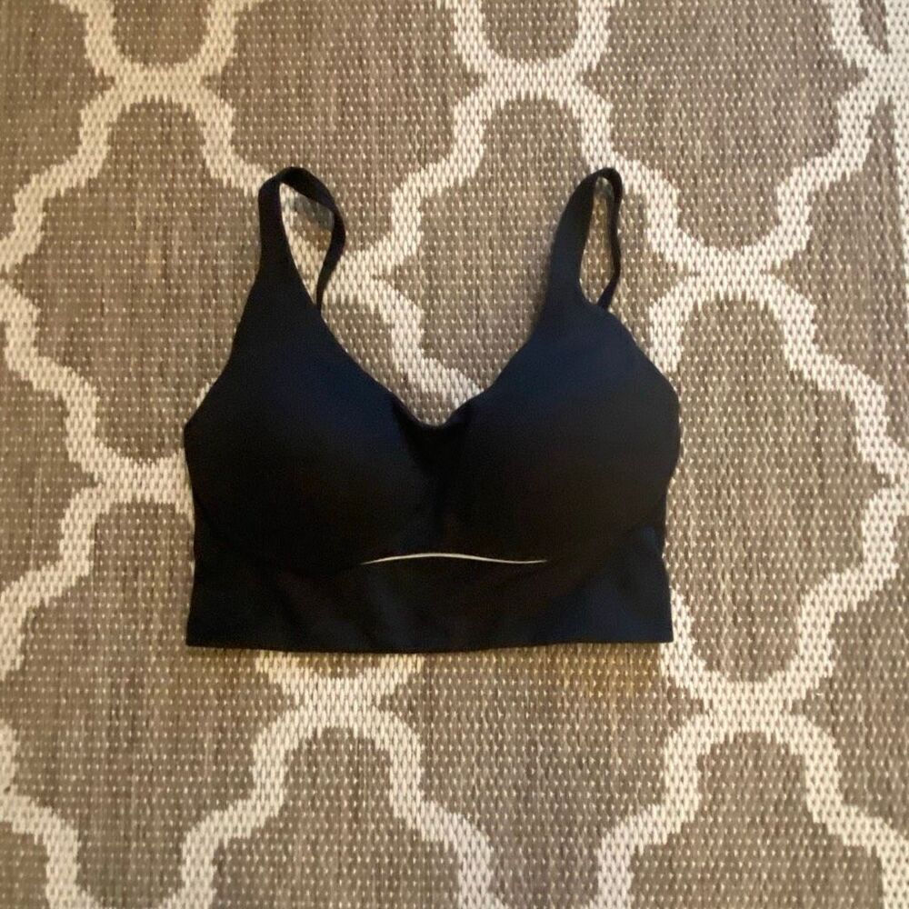 Victoria’s Secret Allegro sports bra size 34DD